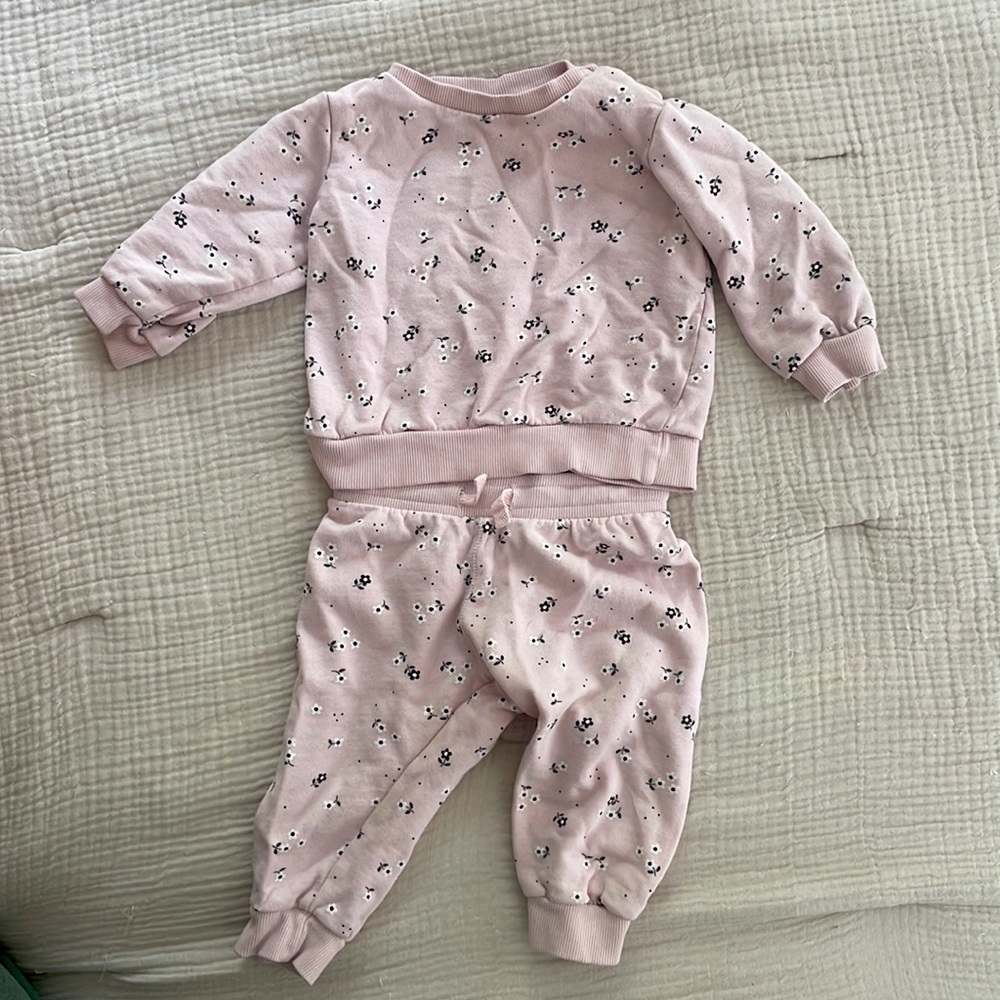 H&M pink floral sweatshirt and pants set, 6-9 months